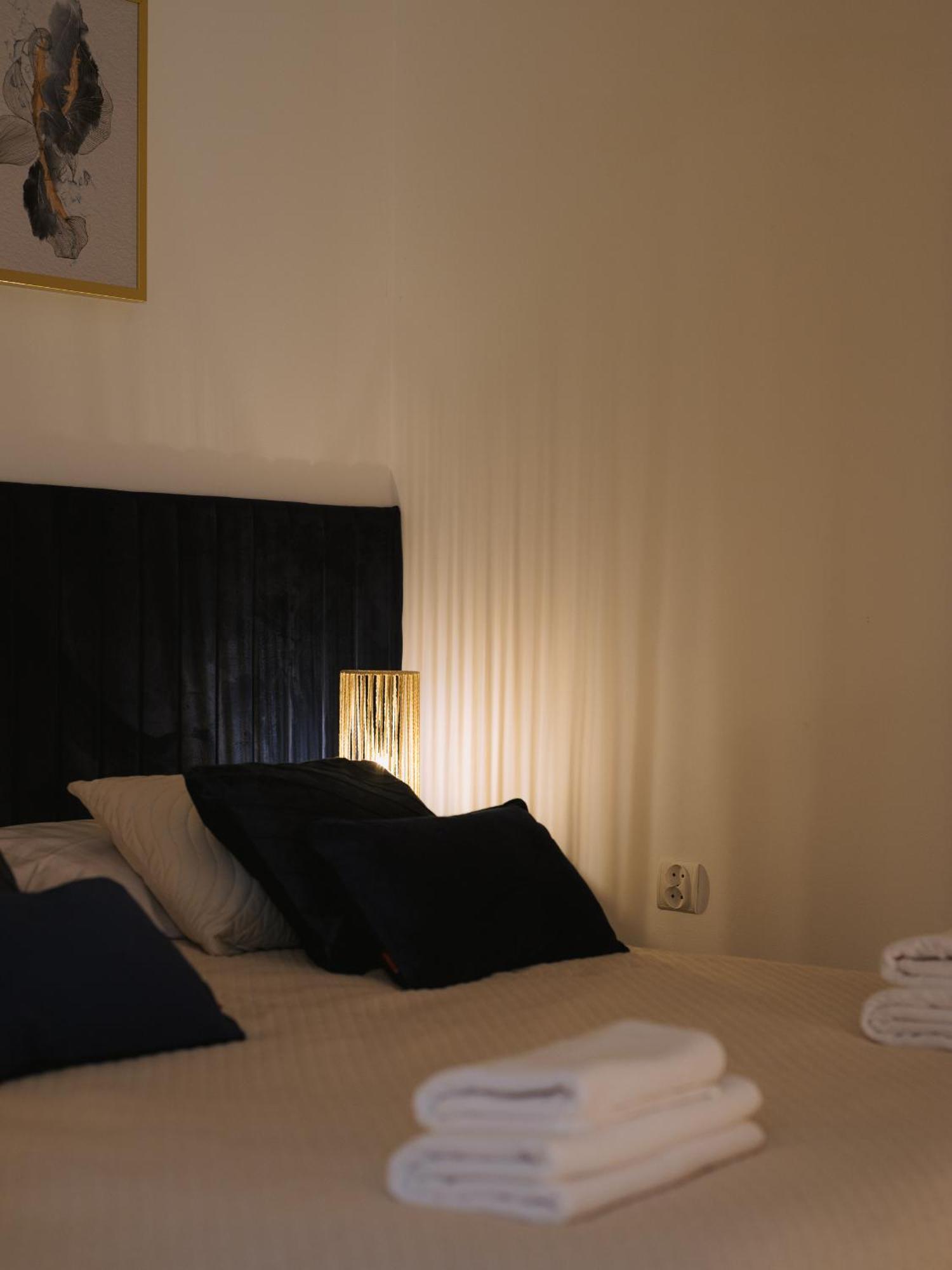 Apple Homestay